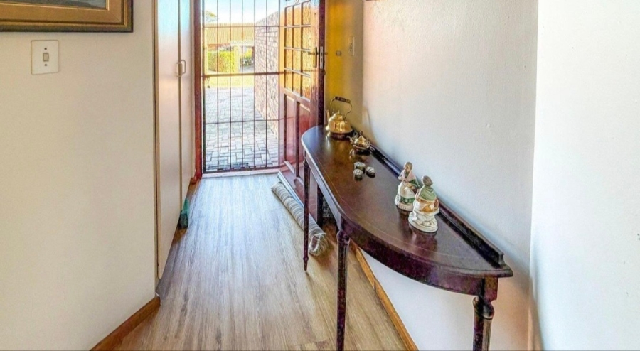 2 Bedroom Property for Sale in Gonubie Eastern Cape